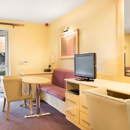 Pine Lake Resort Carnforth Buitenkant foto