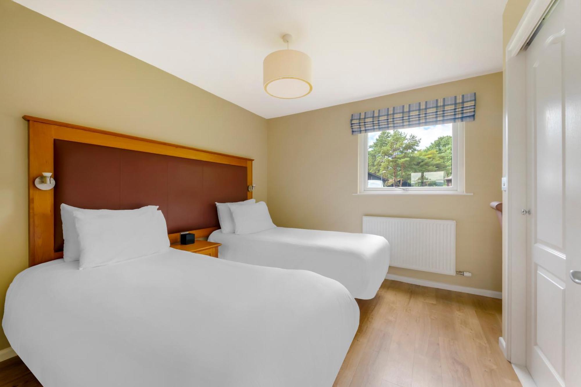 Pine Lake Resort Carnforth Buitenkant foto
